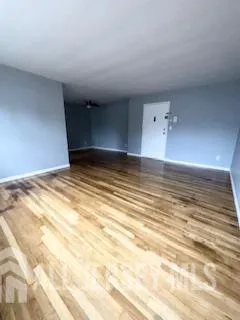 $1,700 | 117 West 3rd Avenue, Unit 9, Roselle, NJ 07203