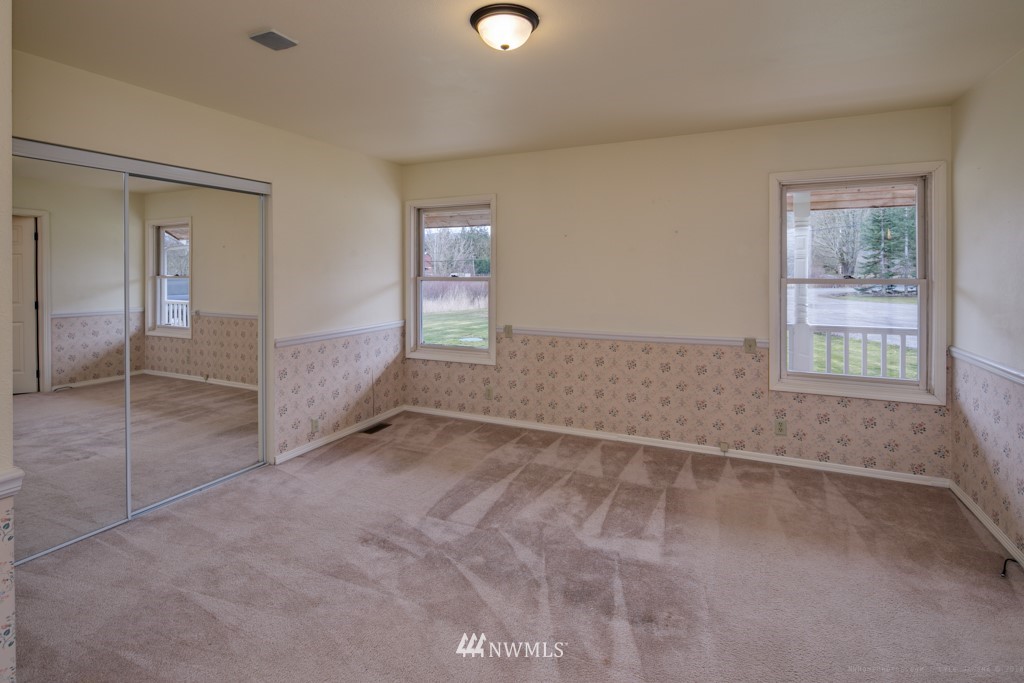 2214 East Hemmi Road Everson, WA 98247 - Photo 11 of 25 Gallery Image 11