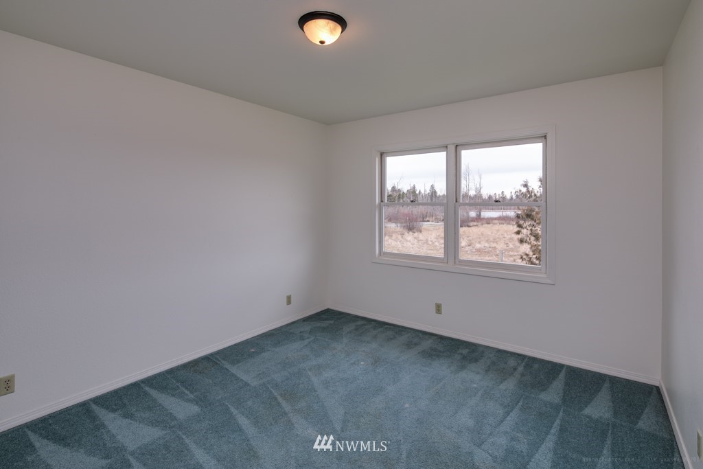 2214 East Hemmi Road Everson, WA 98247 - Photo 18 of 25 Gallery Image 18