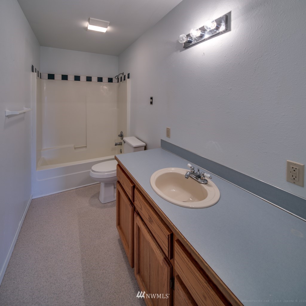 2214 East Hemmi Road Everson, WA 98247 - Photo 19 of 25 Gallery Image 19