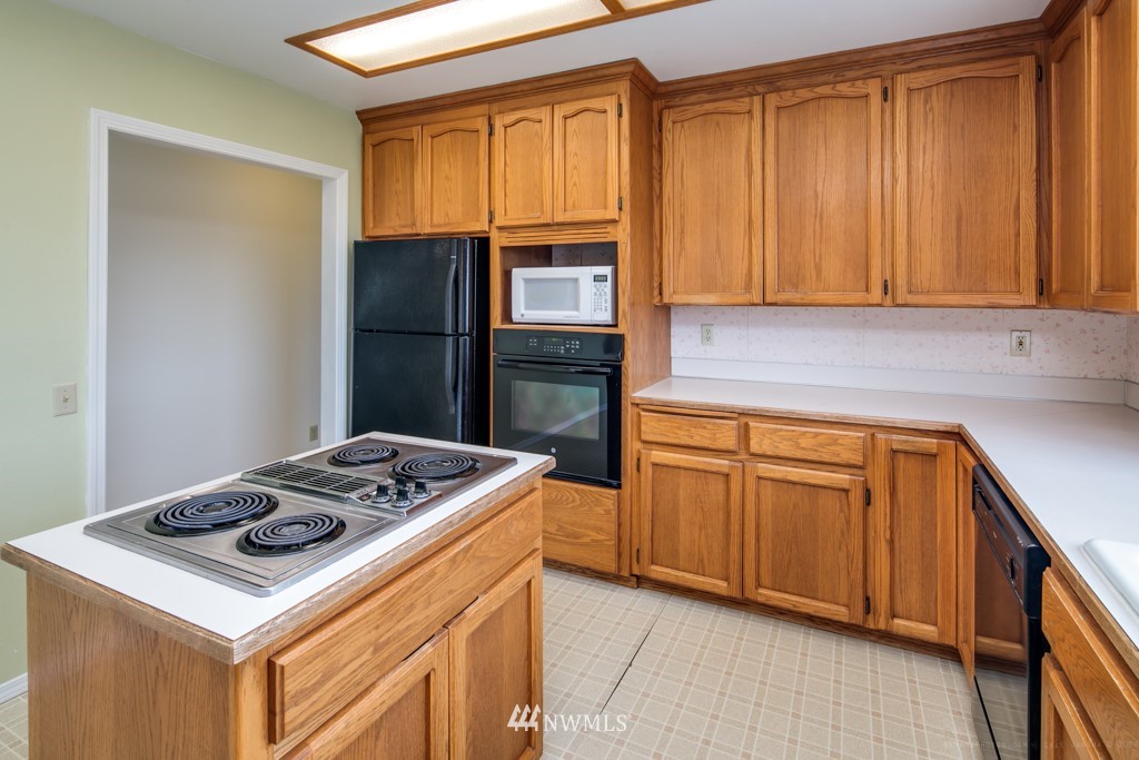 2214 East Hemmi Road Everson, WA 98247 - Photo 9 of 25 Gallery Image 9