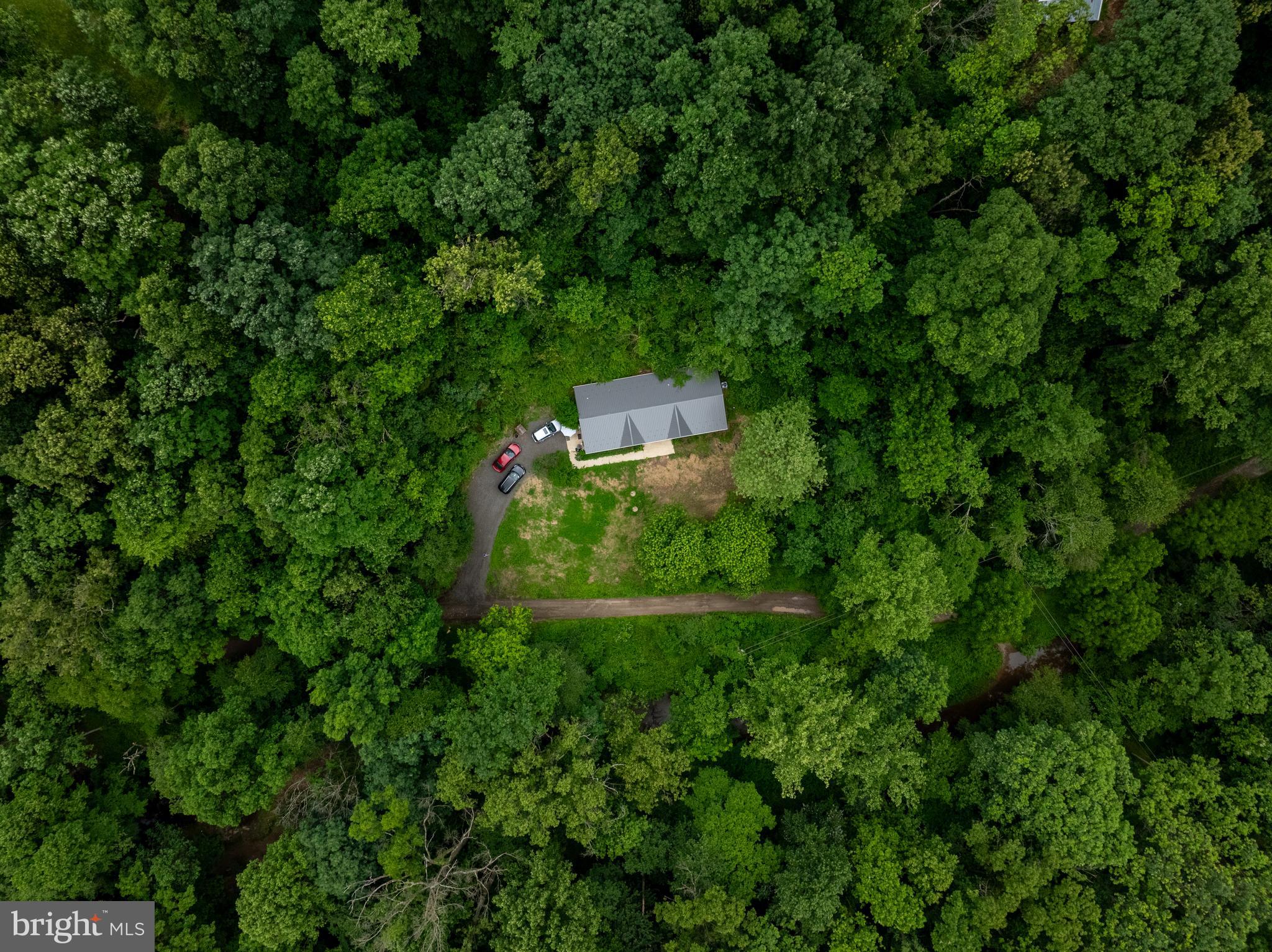 250 Robin Trail Delta, PA 17314 - Photo 2 of 28