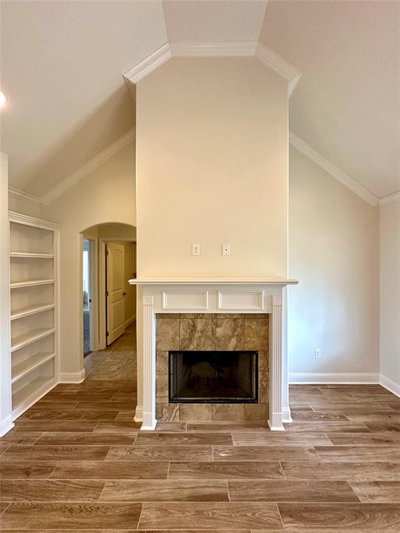 198 Bent Tree Loop Haughton, LA 71037 - Photo 5 of 32 a view of a livingroom with a fireplace