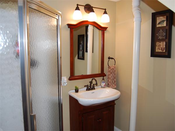 44 Meadow Road Townsend, MA 01469 - Photo 18 of 19 Gallery Image 18