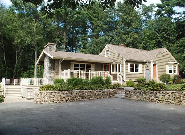 44 Meadow Road Townsend, MA 01469 - Photo 2 of 19 Gallery Image 2