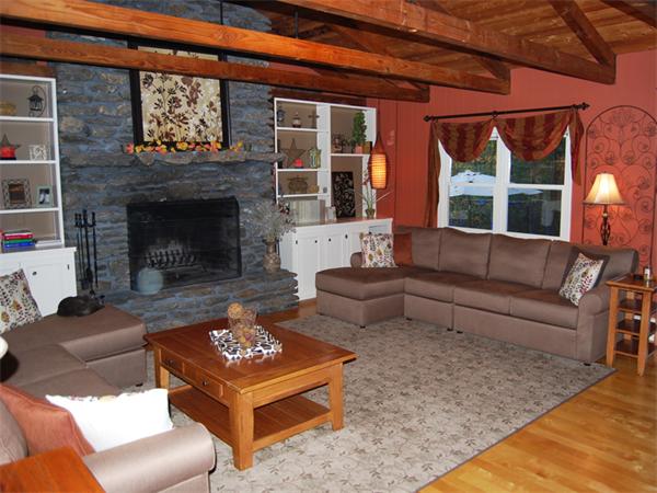 44 Meadow Road Townsend, MA 01469 - Photo 6 of 19 Gallery Image 6