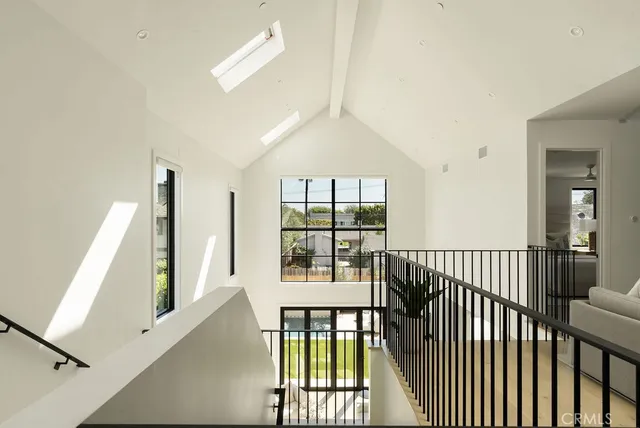 $6,435,000 | 510 Catalina Drive, Newport Beach, CA 92663