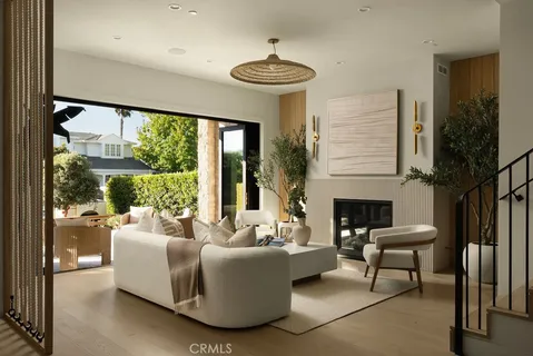 $6,435,000 | 510 Catalina Drive, Newport Beach, CA 92663