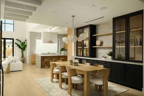 $6,435,000 | 510 Catalina Drive, Newport Beach, CA 92663