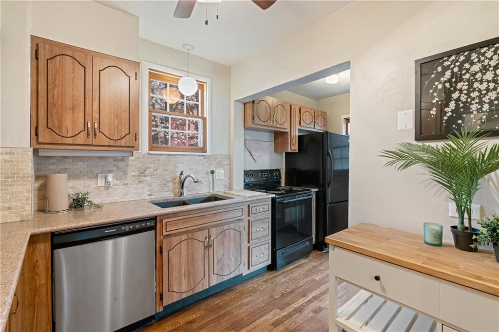 964 Stanford Road Pittsburgh, PA 15212 - Photo 6 of 29 Gallery Image 6