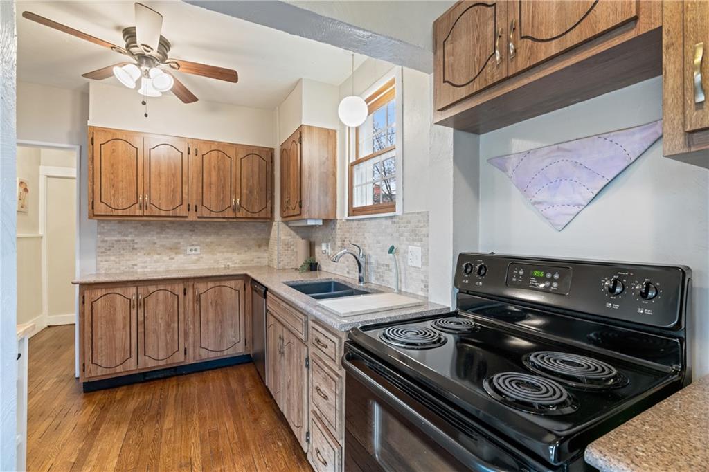 964 Stanford Road Pittsburgh, PA 15212 - Photo 9 of 29 Gallery Image 9