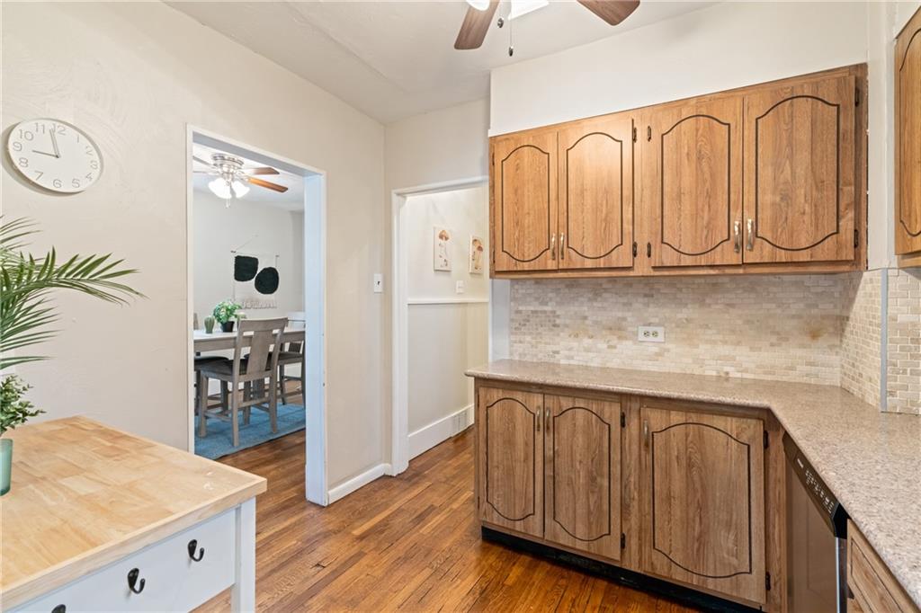 964 Stanford Road Pittsburgh, PA 15212 - Photo 10 of 29 Gallery Image 10