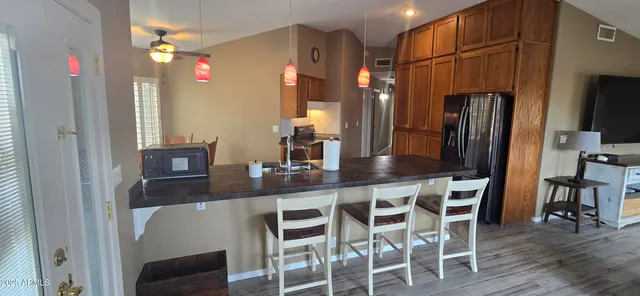 $989,000 | 1502 South Prospectors Road, Apache Junction, AZ 85119