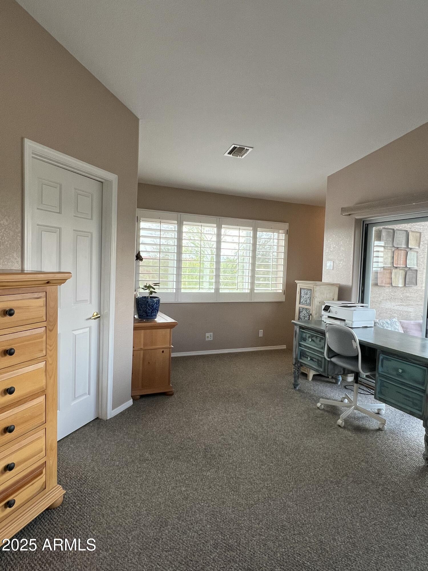 1502 South Prospectors Road Apache Junction, AZ 85119 - Photo 48 of 77 IMG_20251227_160103