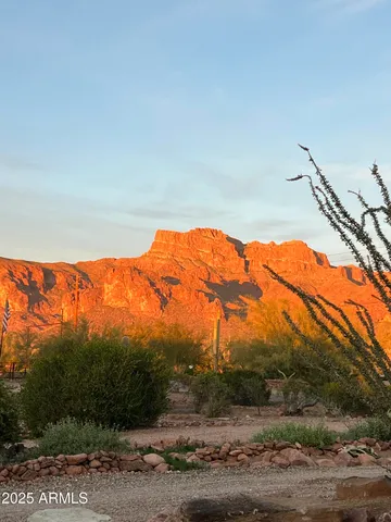 $989,000 | 1502 South Prospectors Road, Apache Junction, AZ 85119