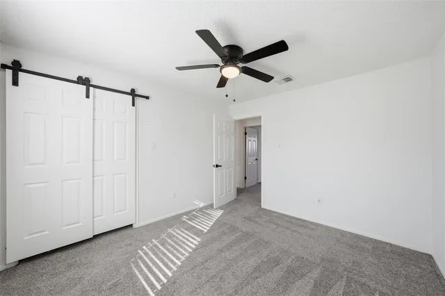 $270,000 | 922 Vail Highlands Circle, Hewitt, TX 76643