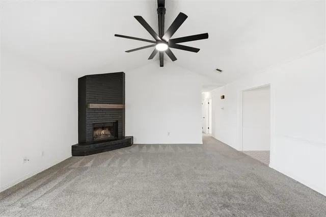 $270,000 | 922 Vail Highlands Circle, Hewitt, TX 76643