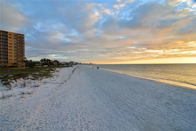 $2,600 | 880 Mandalay Avenue, Unit N411, Clearwater Beach, FL 33767