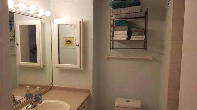 $2,600 | 880 Mandalay Avenue, Unit N411, Clearwater Beach, FL 33767