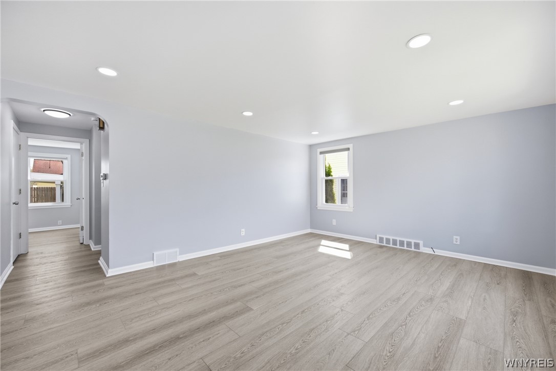 1257 Brighton Road Tonawanda, NY 14150 - Photo 5 of 27