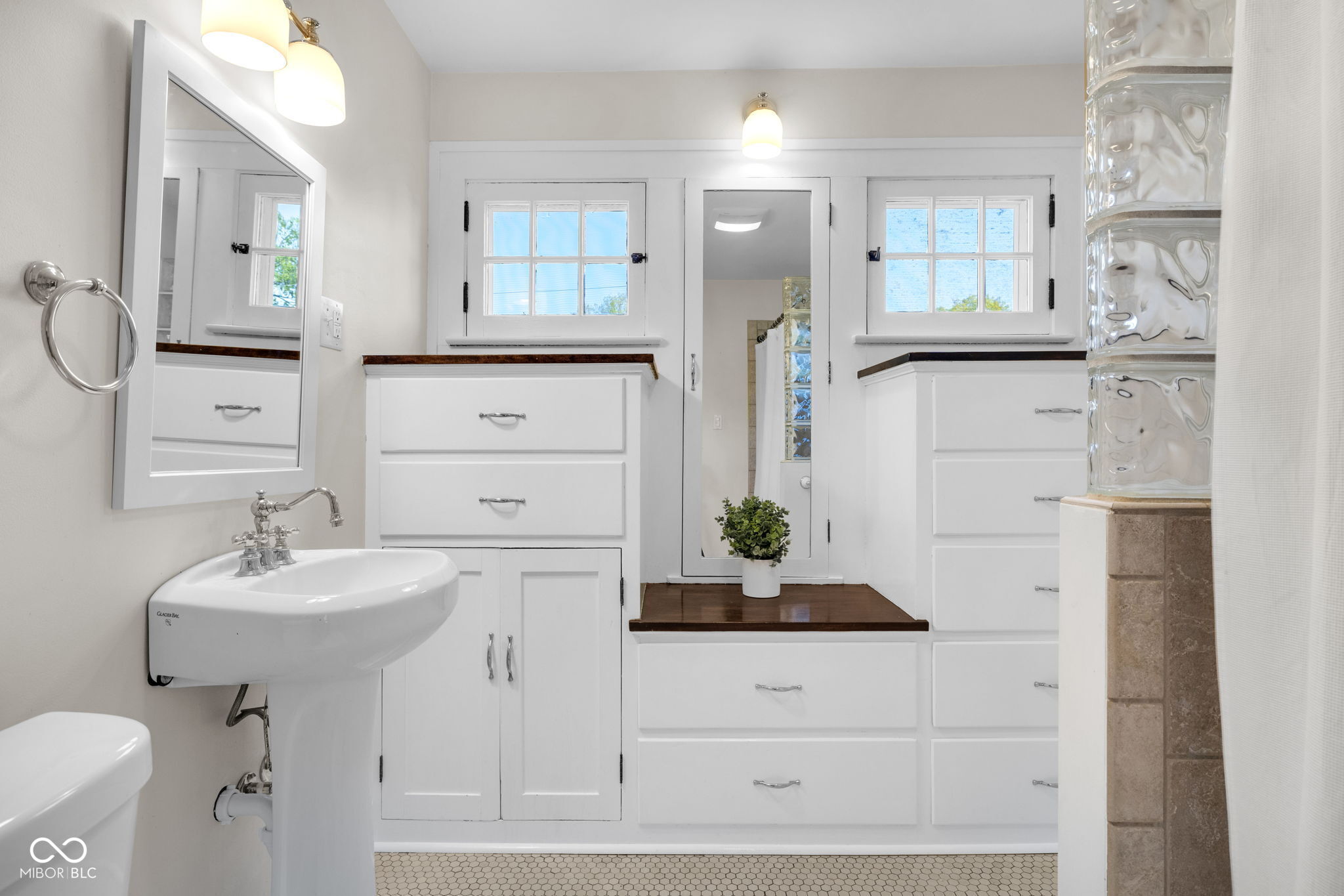 246 Blue Ridge Road Indianapolis, IN 46208 - Photo 37 of 50 Gallery Image 37