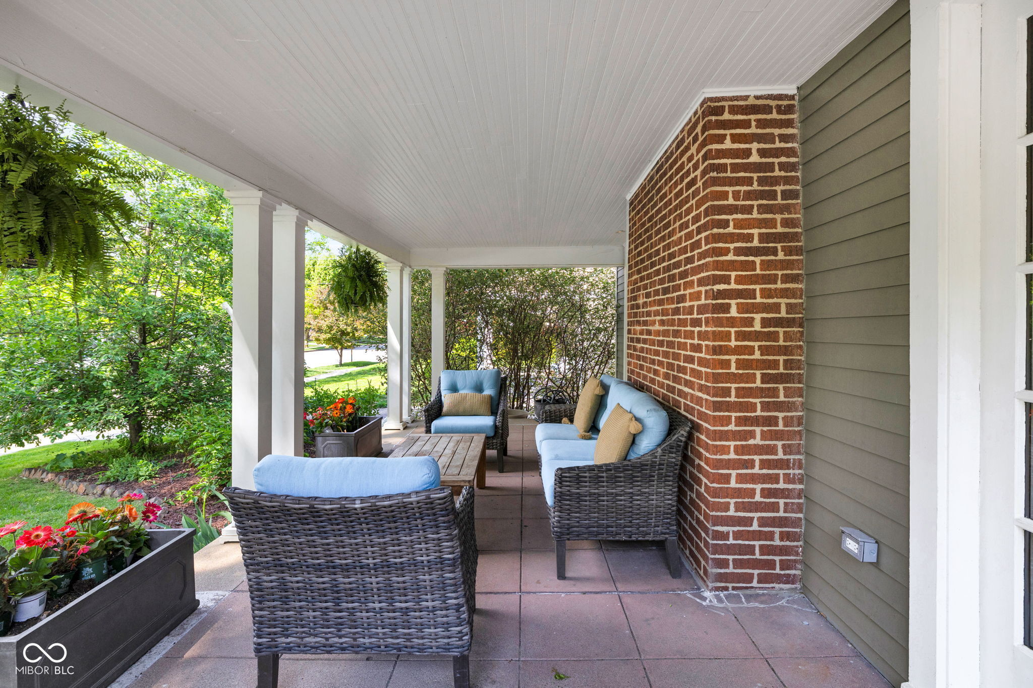246 Blue Ridge Road Indianapolis, IN 46208 - Photo 4 of 50 Gallery Image 4