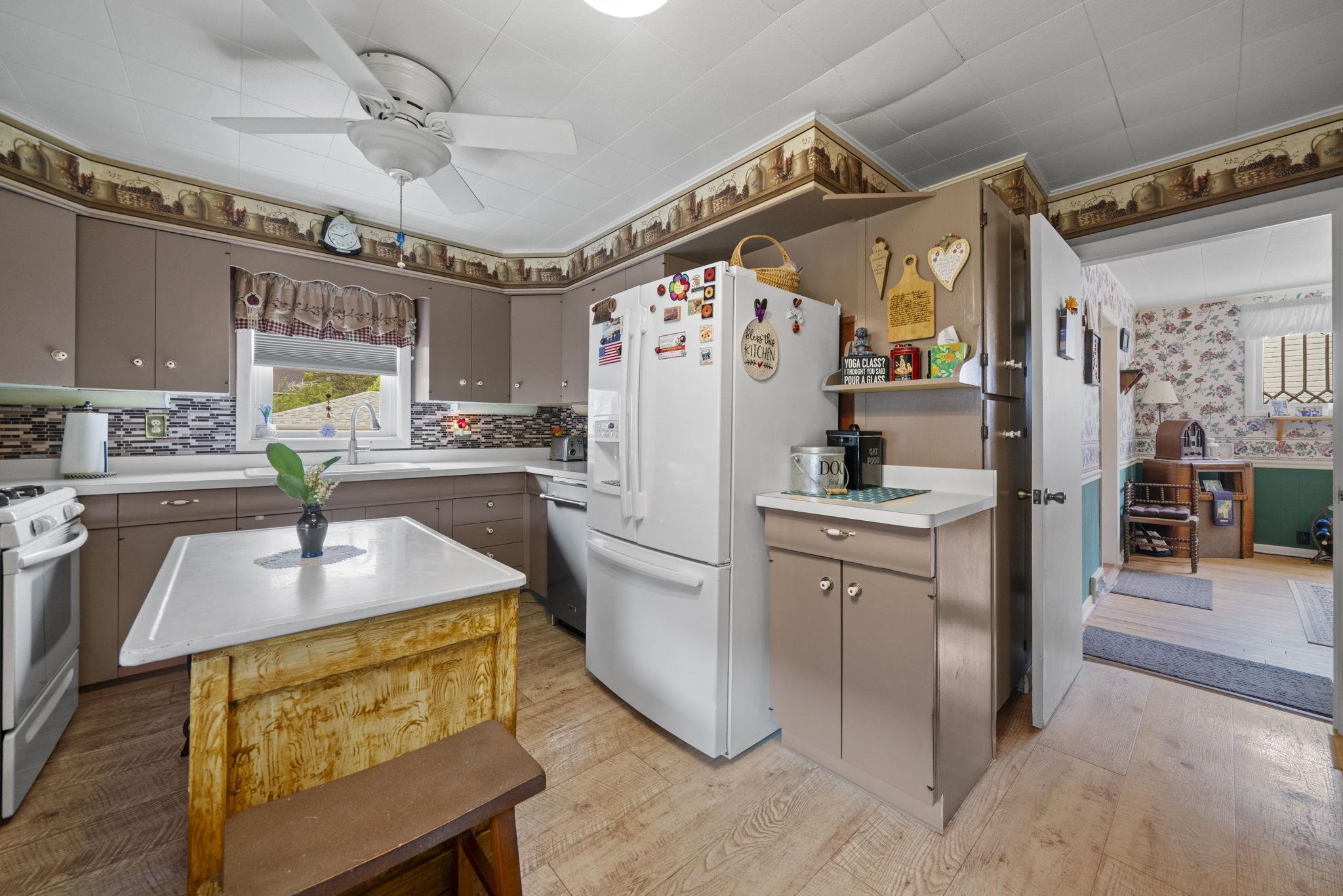 406 North 4th Street Oregon, IL 61061 - Photo 11 of 38