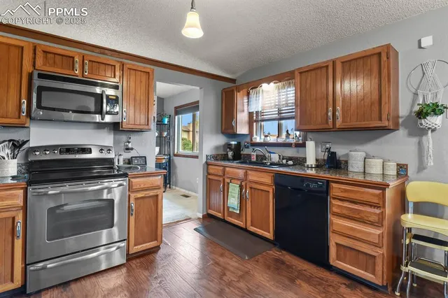 $465,000 | 3855 Inspiration Drive, Colorado Springs, CO 80917
