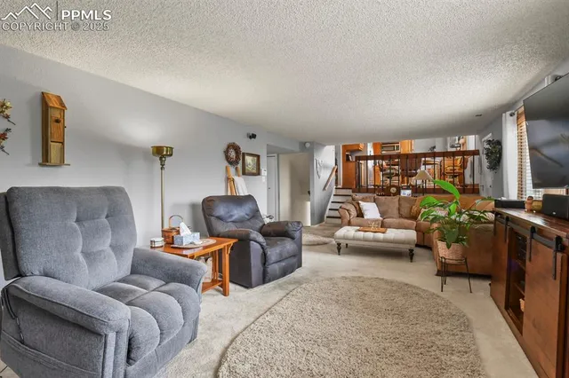 $465,000 | 3855 Inspiration Drive, Colorado Springs, CO 80917