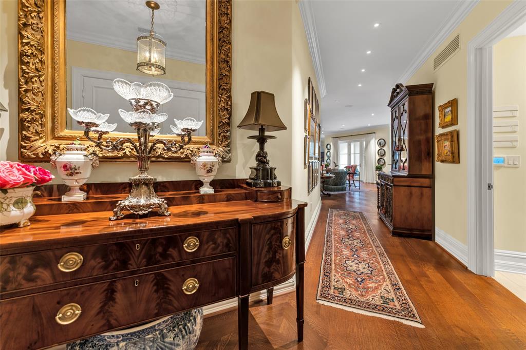 8511 Edgemere Road, Unit 201 Dallas, TX 75225 - Photo 26 of 40