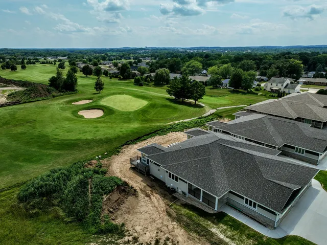 $450,000 | 722 East Reinel Street, Jefferson, WI 53549