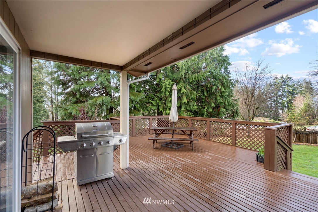 167 Hillcrest Road Chehalis, WA 98532 - Photo 19 of 26 a view of outdoor space with seating