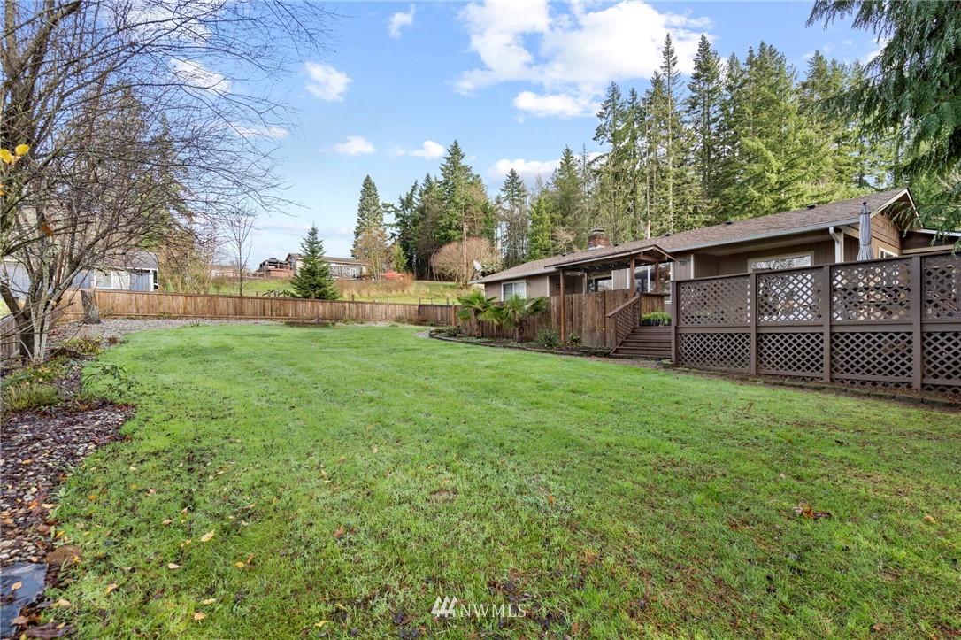 167 Hillcrest Road Chehalis, WA 98532 - Photo 26 of 26 a view of a backyard with large trees