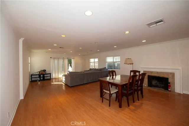 $925,000 | 7001 Jellico Avenue, Lake Balboa, CA 91406