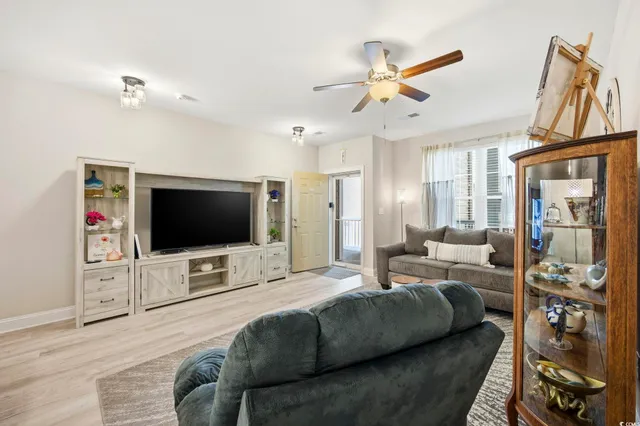 $175,000 | 165 Ella Kinley Circle, Unit 302, Myrtle Beach, SC 29588