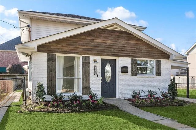 $2,750 | 278 West Robert E Lee Boulevard, New Orleans, LA 70124