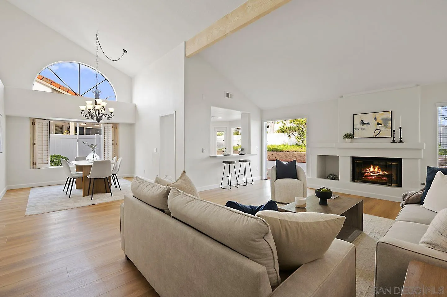 4094 Arcadia Way Oceanside, CA 92056 - Photo 2 of 13