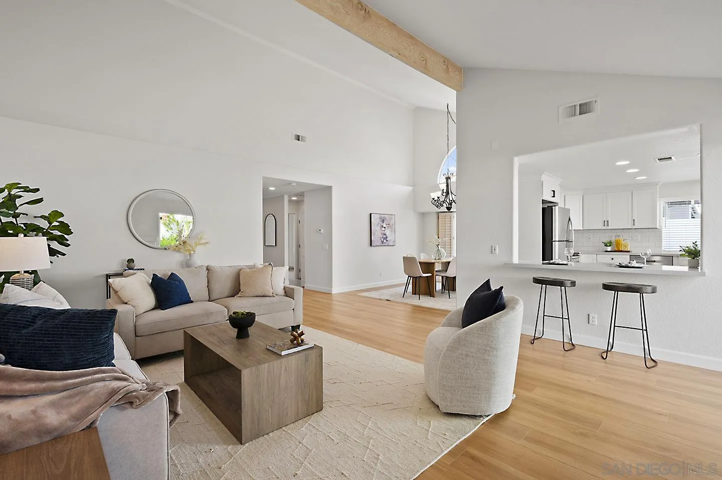 4094 Arcadia Way Oceanside, CA 92056 - Photo 3 of 13