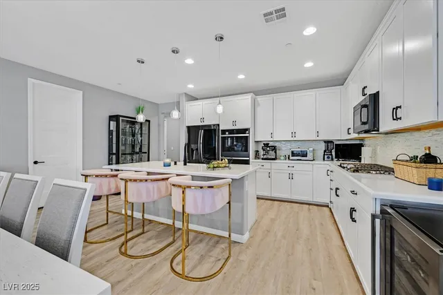 $675,000 | 329 Silva Place, Henderson, NV 89011