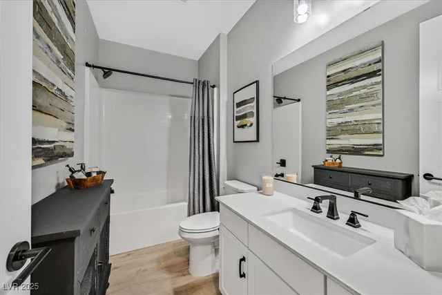 $675,000 | 329 Silva Place, Henderson, NV 89011