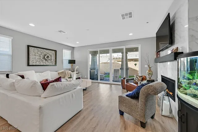 $675,000 | 329 Silva Place, Henderson, NV 89011