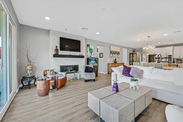 $675,000 | 329 Silva Place, Henderson, NV 89011