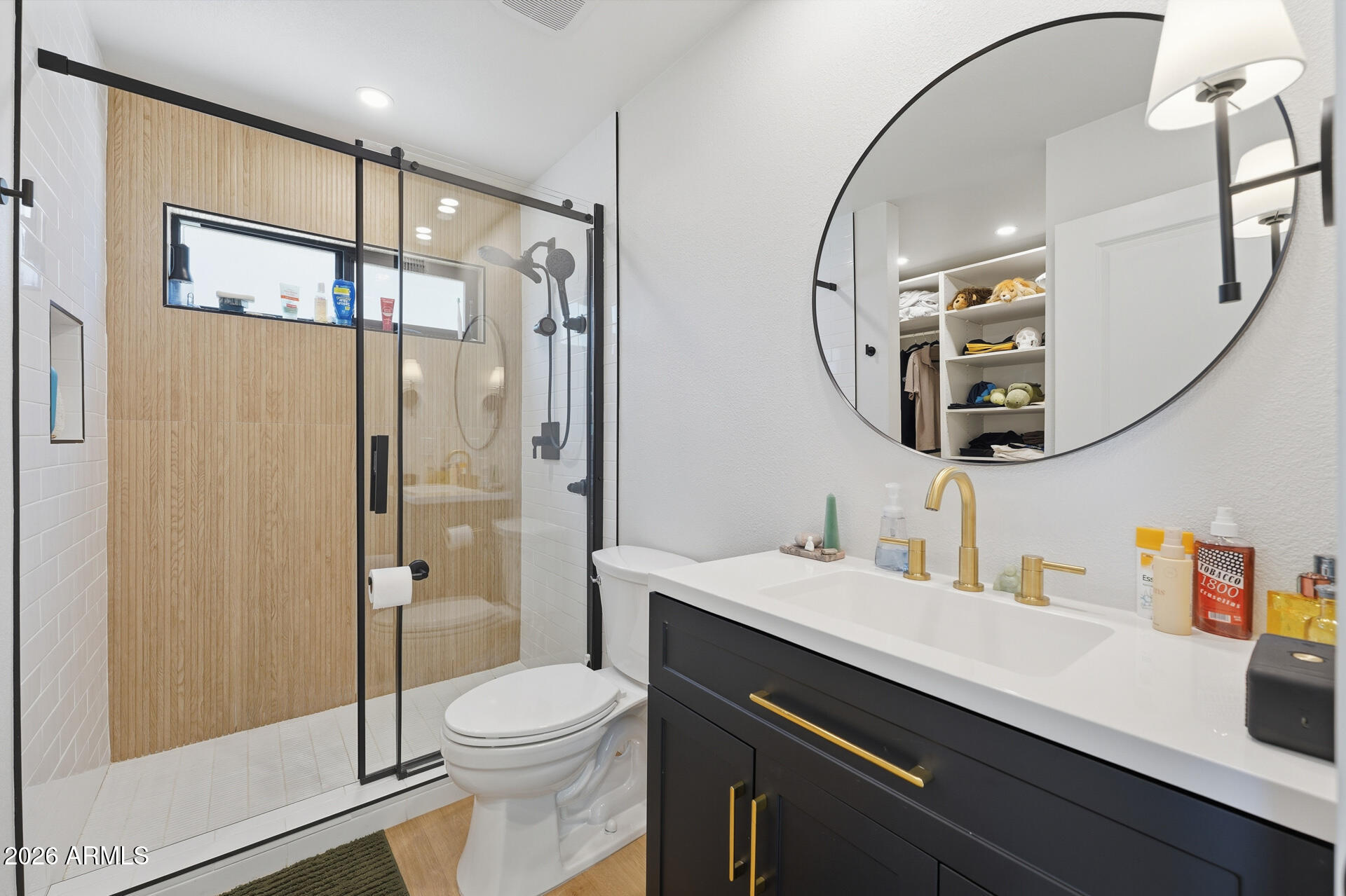 5449 East Cambridge Avenue Phoenix, AZ 85008 - Photo 21 of 34 021-primary-bathroom