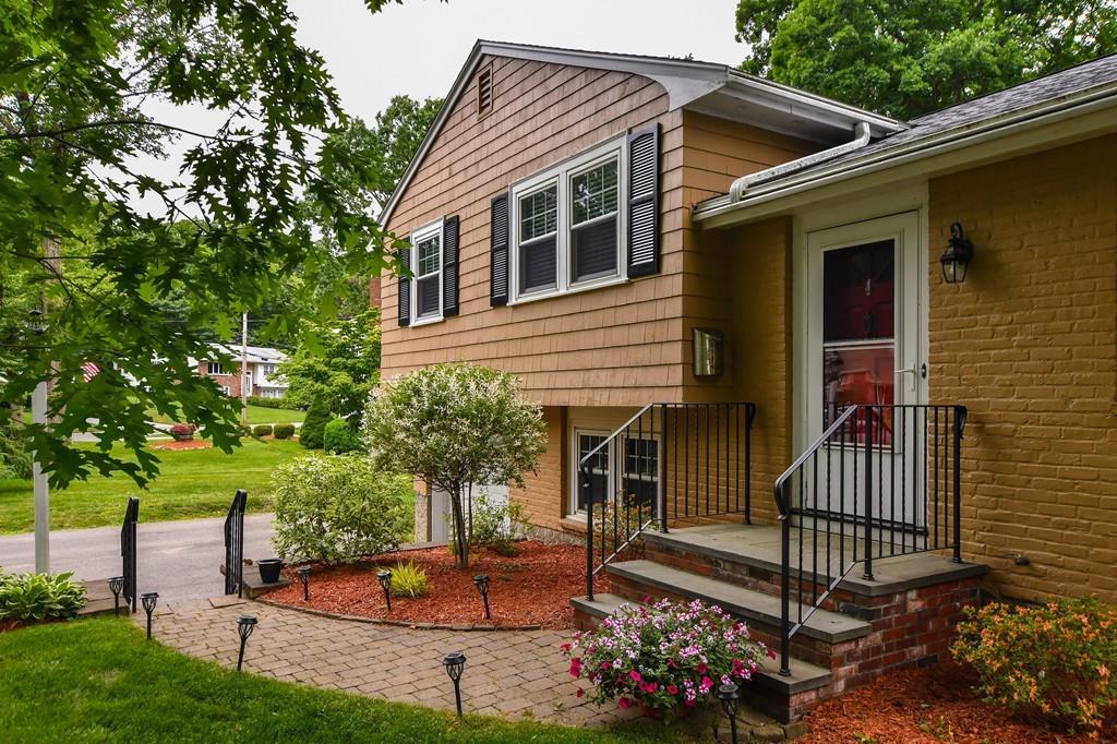 8 Fair Oak Road Dedham, MA 02026 - Photo 23 of 29 Gallery Image 23