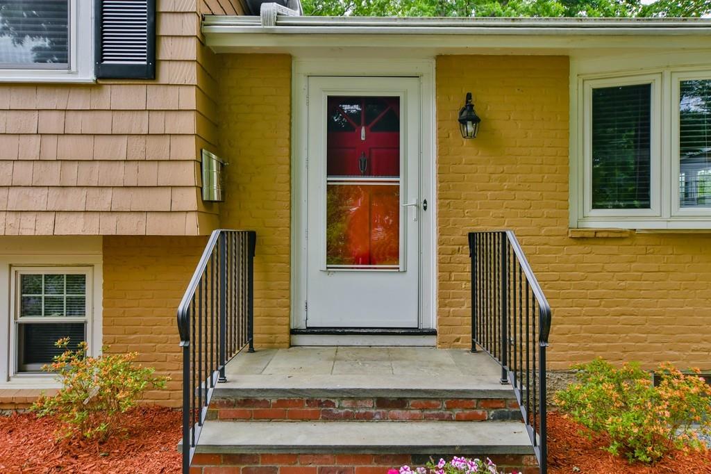 8 Fair Oak Road Dedham, MA 02026 - Photo 28 of 29 Gallery Image 28