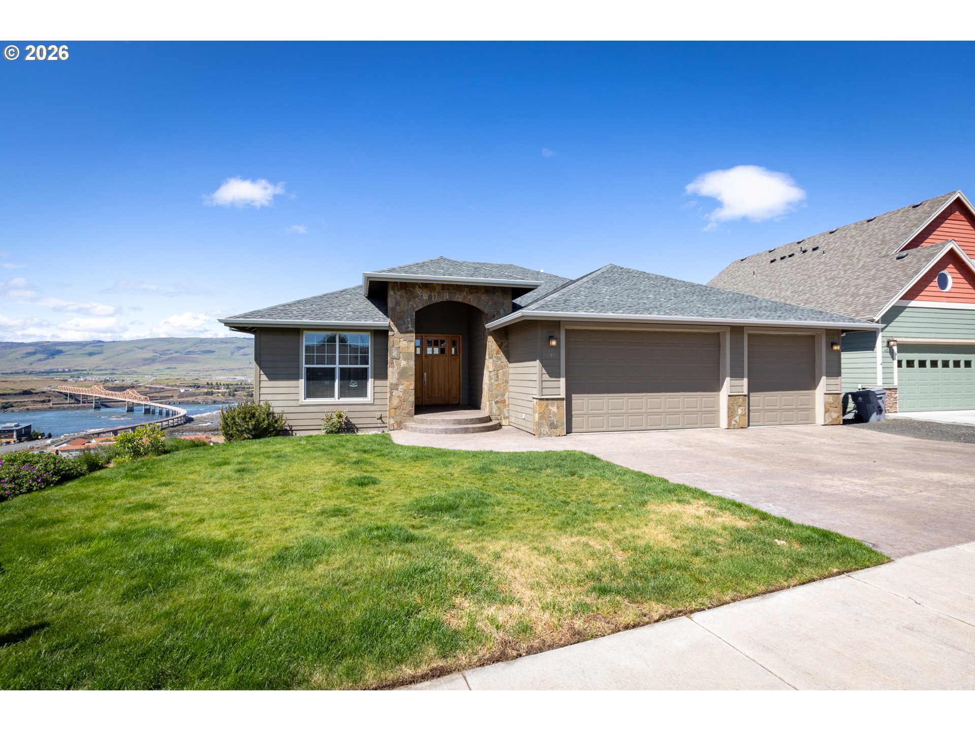 397 Summit Ridge Drive The Dalles, OR 97058 - Photo 2 of 36