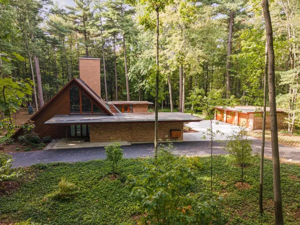 $1,995,000 | 11 Snowfield Court, Midland, MI 48640