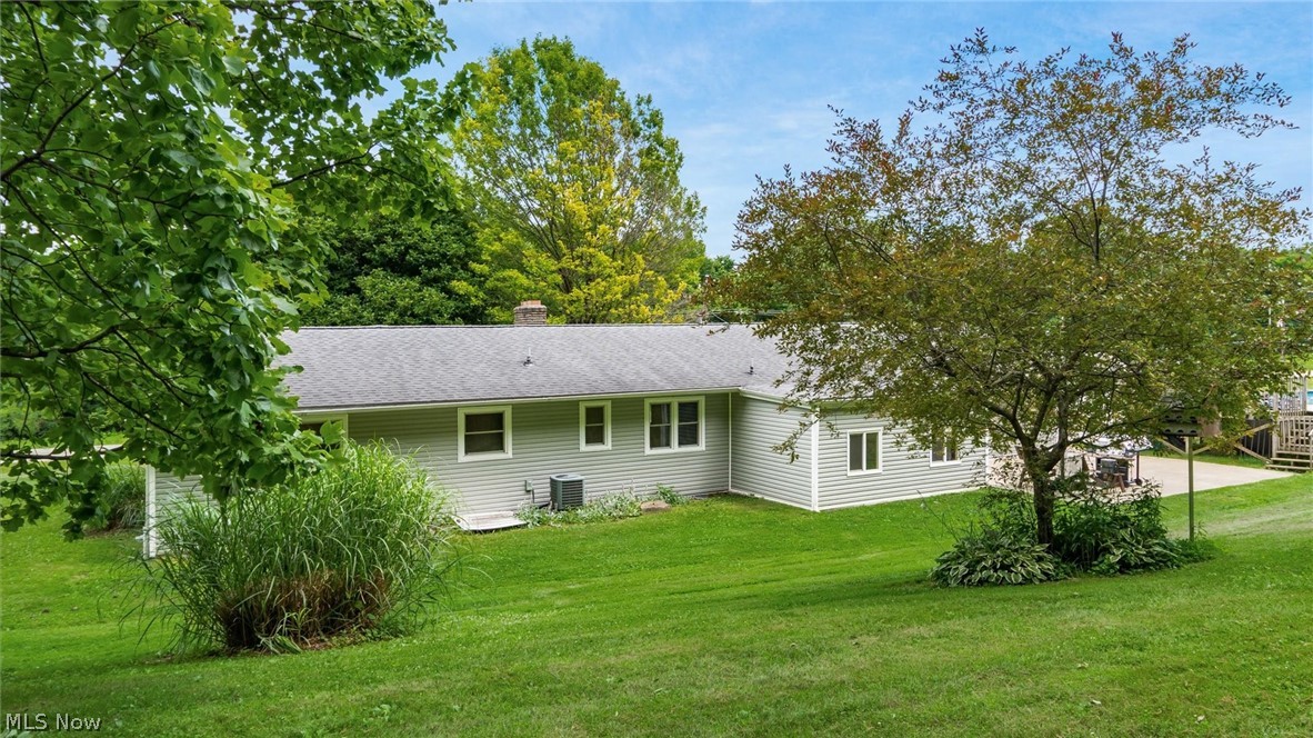 7785 Black Run Road Nashport, OH 43830 - Photo 25 of 28