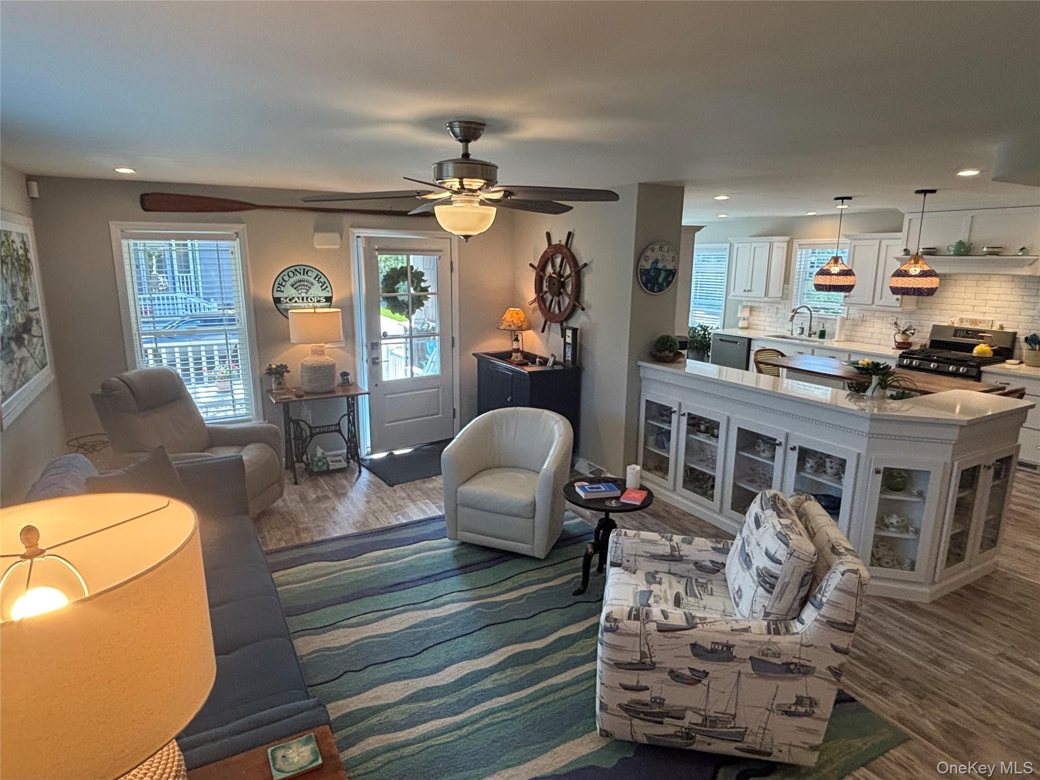 1661 Old Country Road, Unit 567 Riverhead, NY 11901 - Photo 5 of 50
