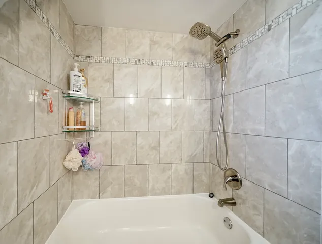 $449,900 | 7122 Agatite Avenue, Norridge, IL 60706